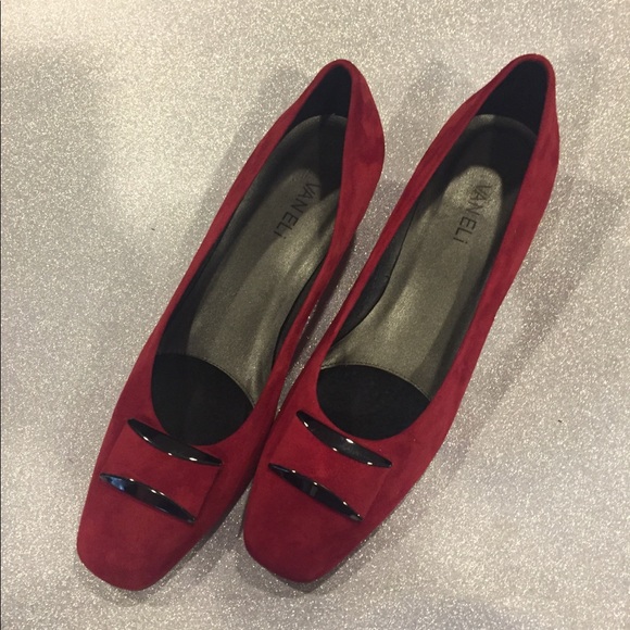Vaneli Shoes - VanEli Suede Pumps